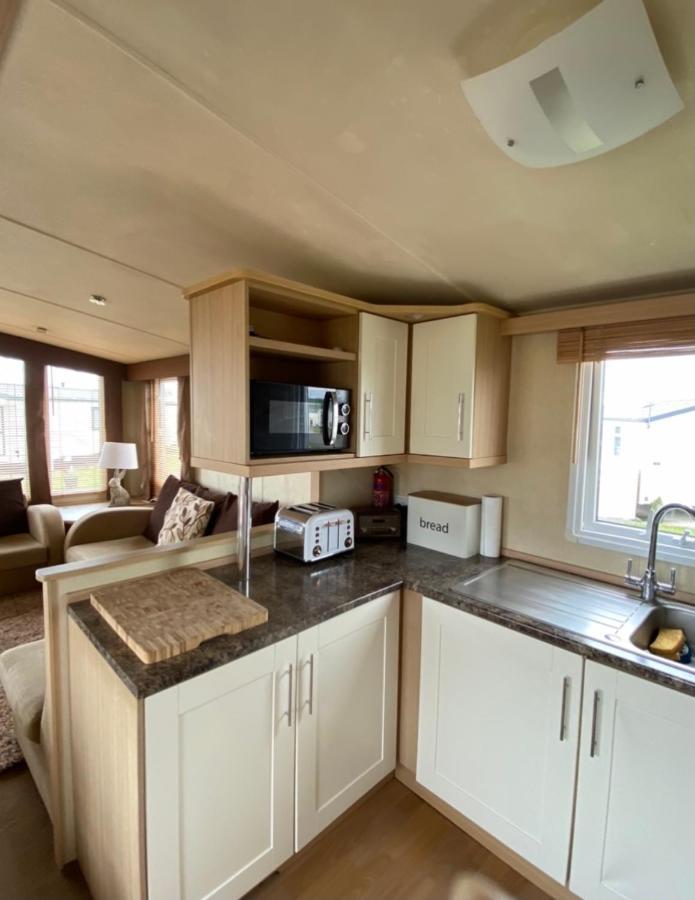 קינגסטון אפון הול Cosy Caravan מראה חיצוני תמונה