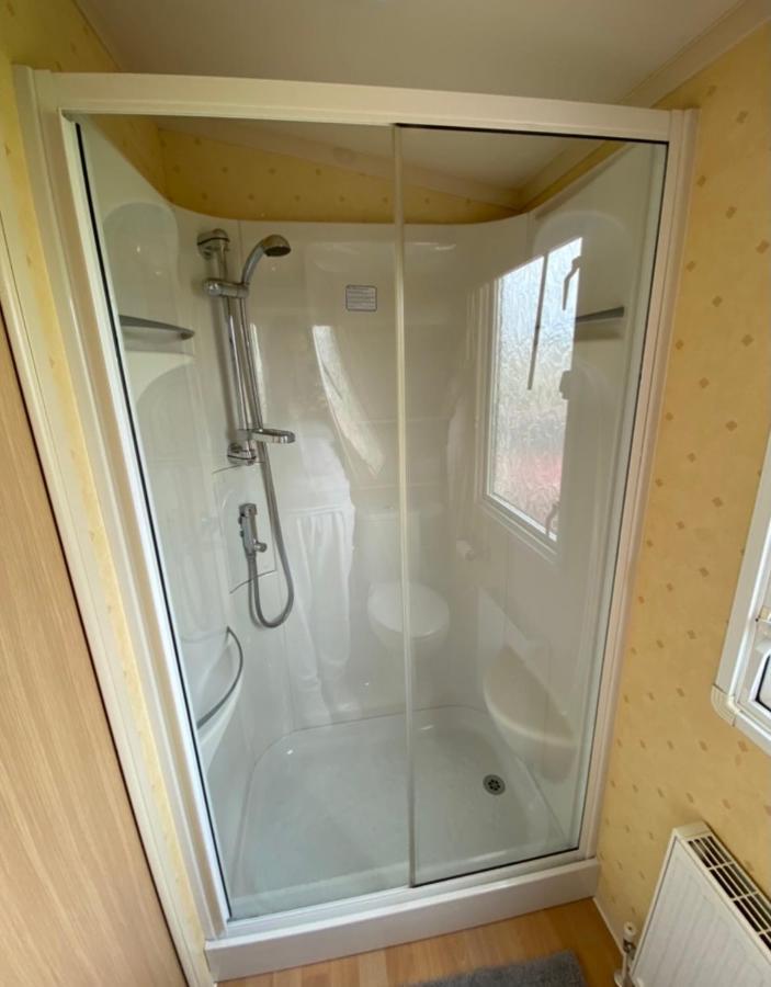 קינגסטון אפון הול Cosy Caravan מראה חיצוני תמונה
