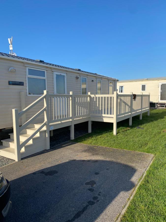 קינגסטון אפון הול Cosy Caravan מראה חיצוני תמונה