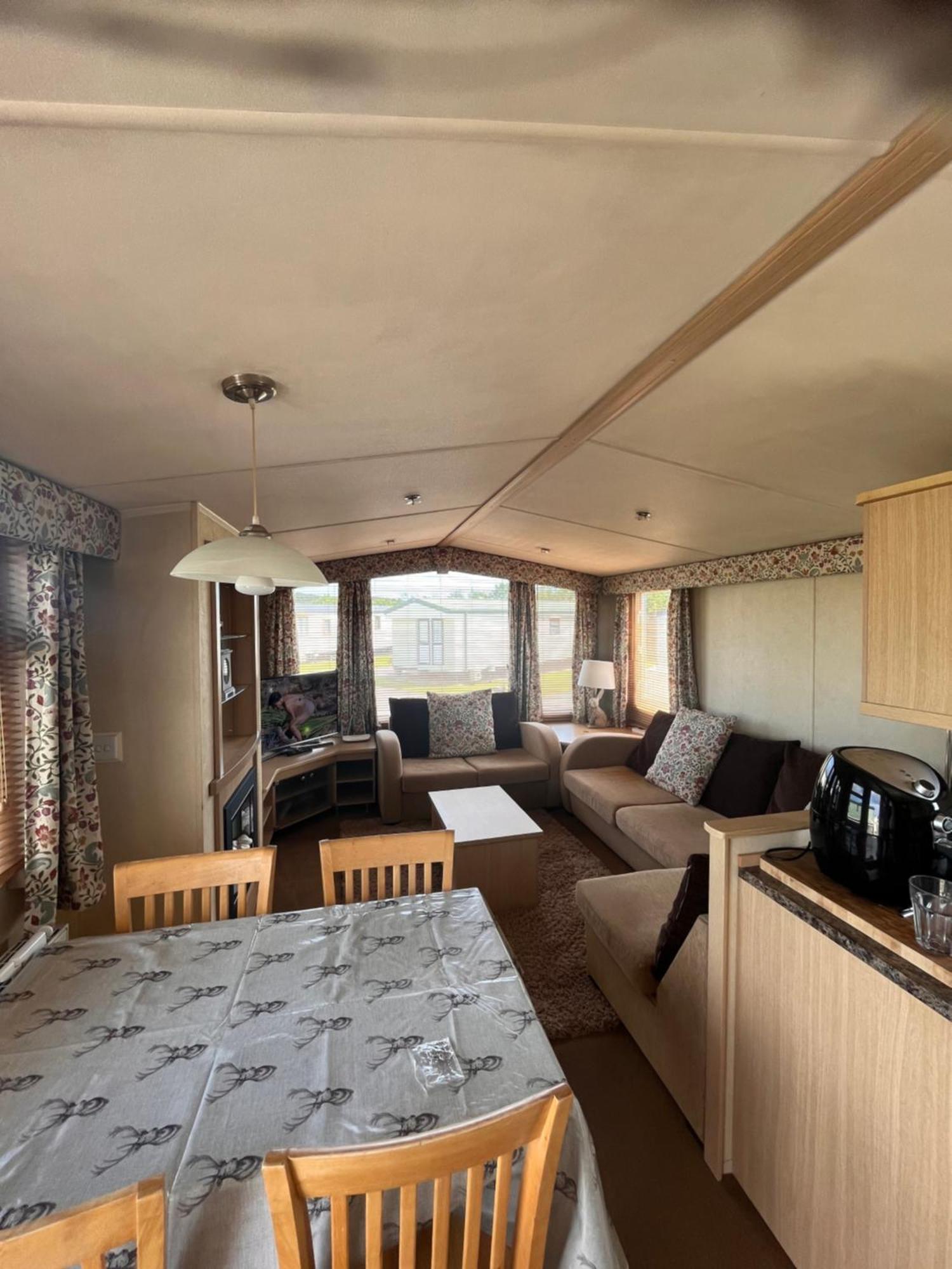קינגסטון אפון הול Cosy Caravan מראה חיצוני תמונה